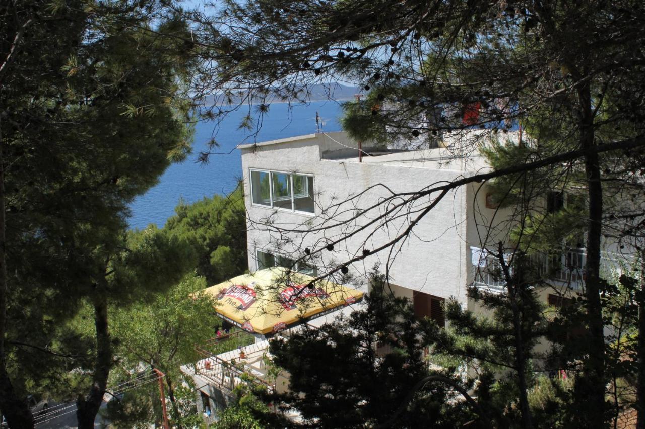 Apartments And Rooms With Parking Space Brela, Makarska - 6895 Exterior photo